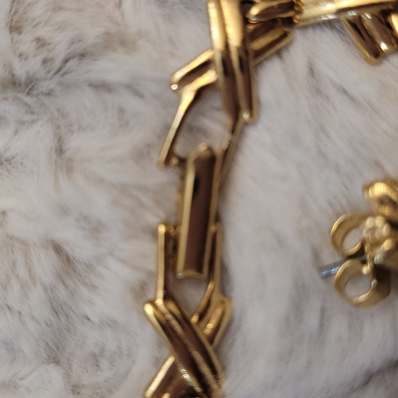 XXX Bracelet and Earring Set - Picture 3 of 6